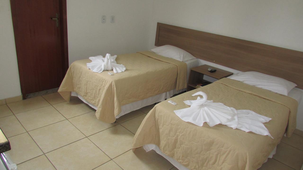 Hotel Oitis Governador Valadares Zewnętrze zdjęcie