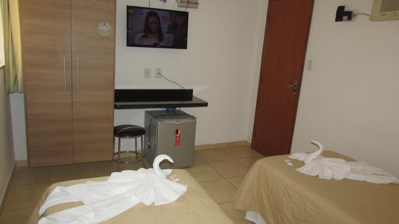 Hotel Oitis Governador Valadares Zewnętrze zdjęcie