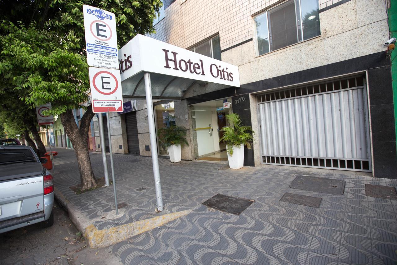 Hotel Oitis Governador Valadares Zewnętrze zdjęcie