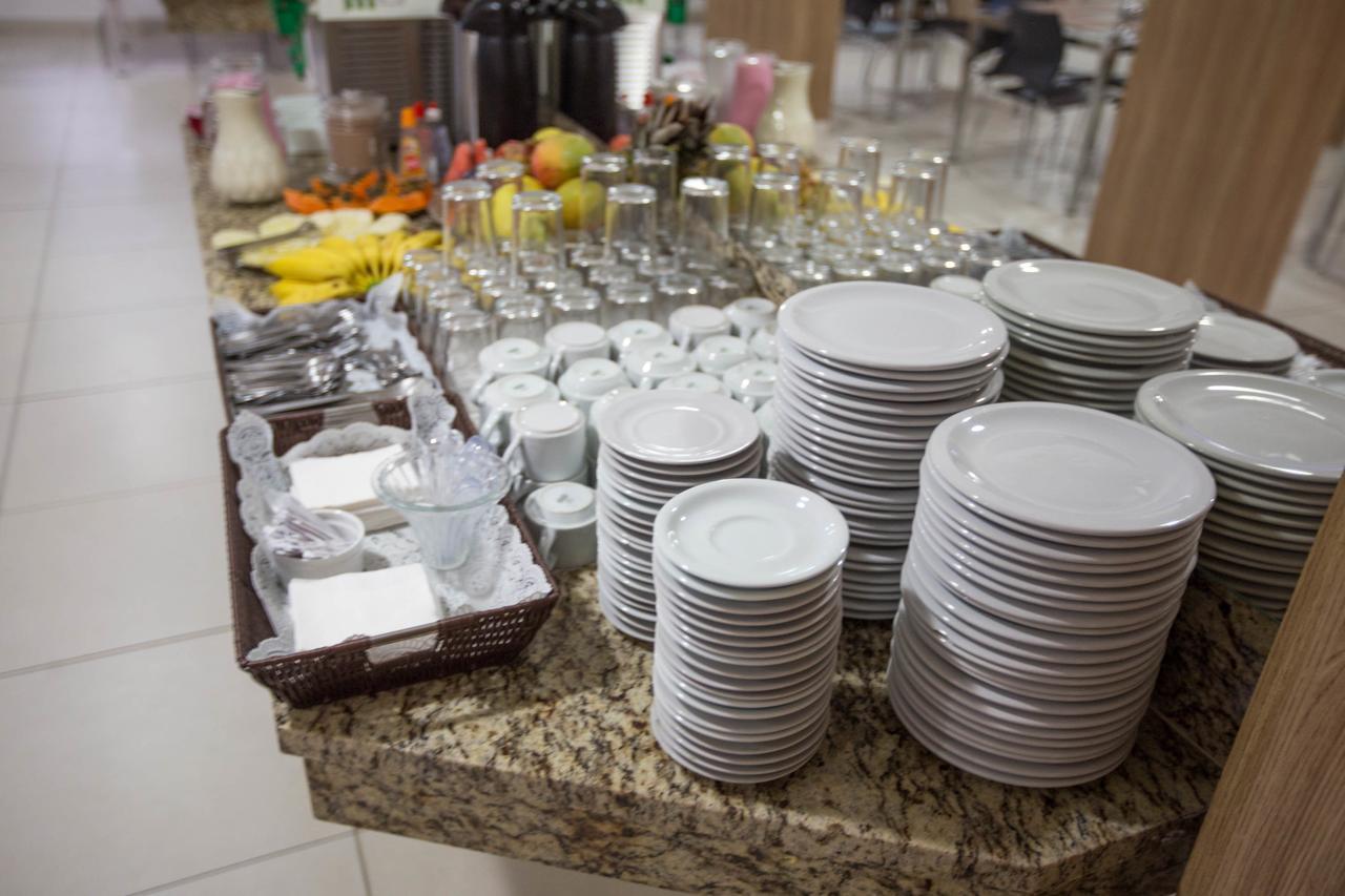 Hotel Oitis Governador Valadares Zewnętrze zdjęcie
